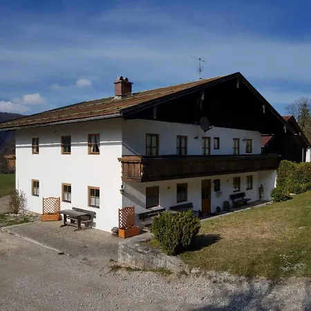 Hammerstiel Apartment